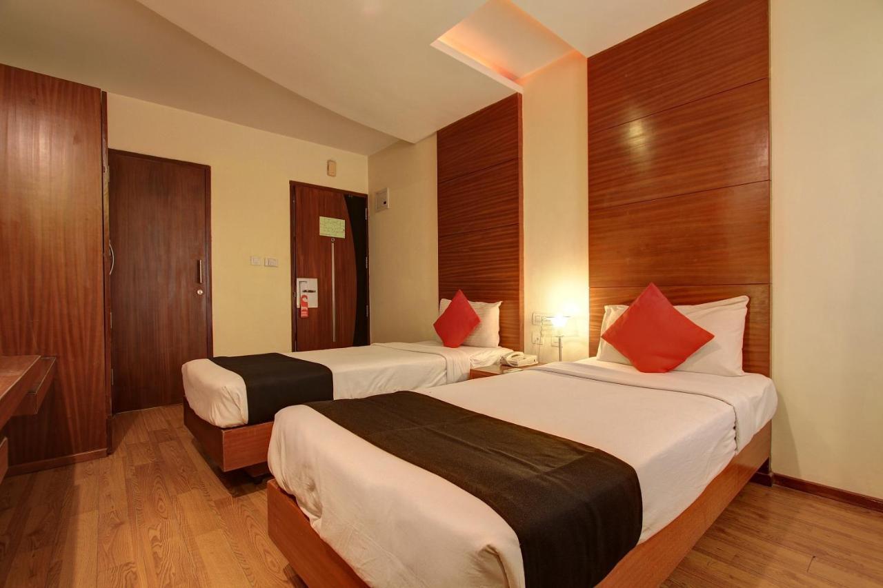 Collection O 29684 Hotel Vikram Palace & Restaurant Dayal Bagh Rum bild