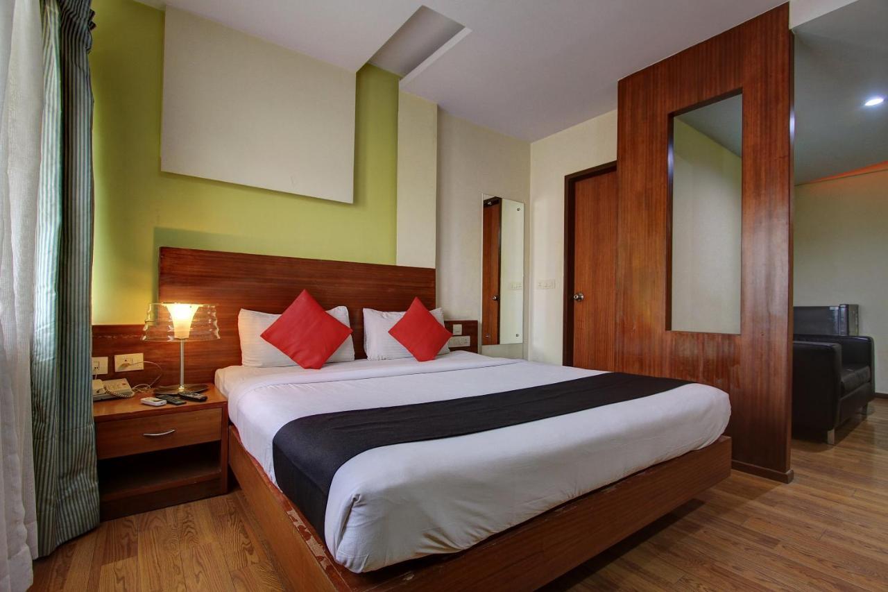 Collection O 29684 Hotel Vikram Palace & Restaurant Dayal Bagh Rum bild